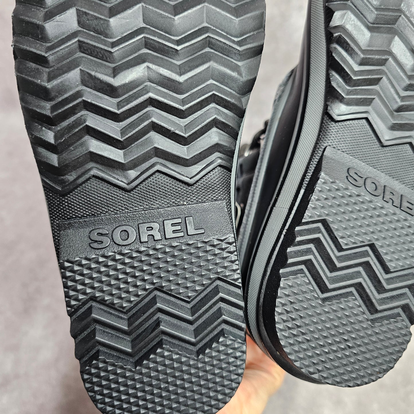 Sorel Joan of Arctic Snow Boots – Grey/Black UK 3