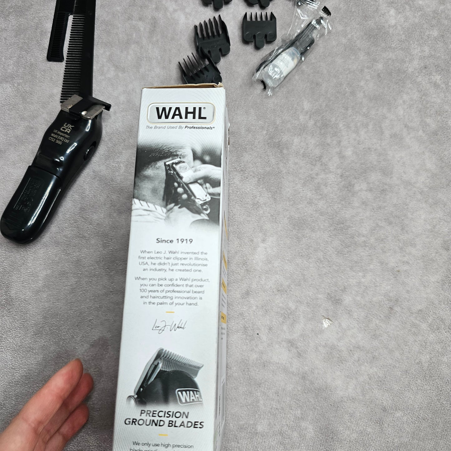 Wahl Mini Pro Beard Trimmer Kit – Black
