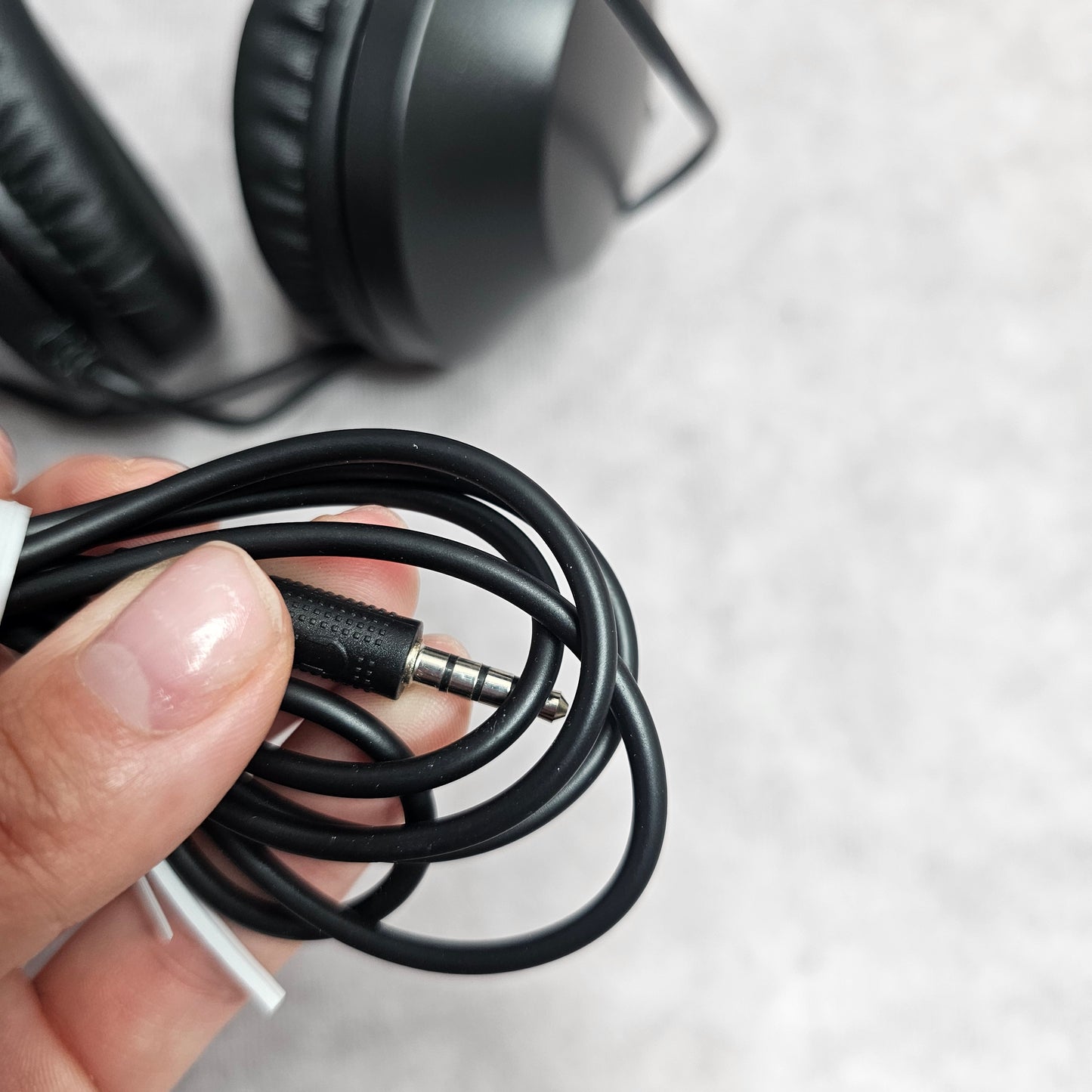 Venker U18 Wired USB Headset with Microphone – Black