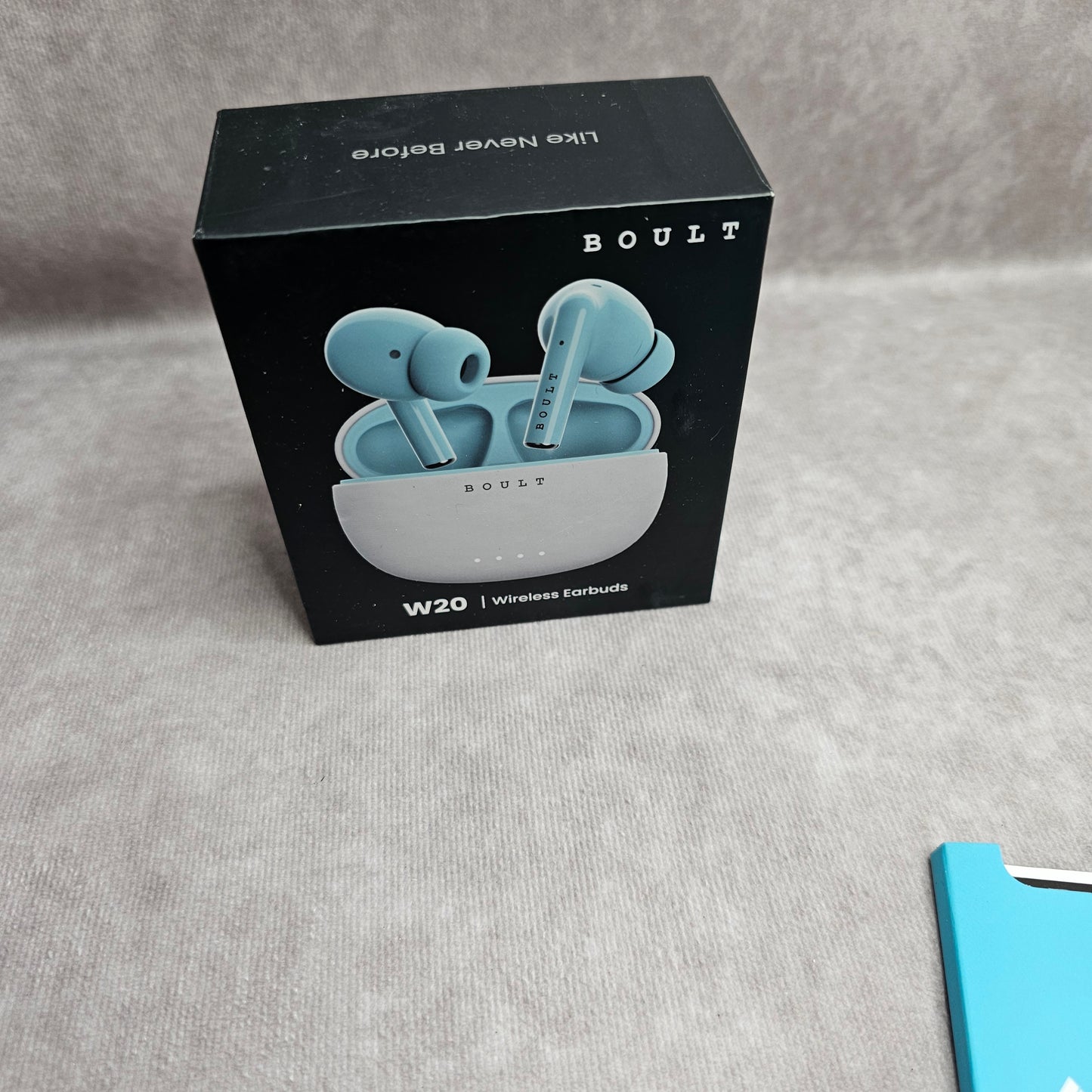 Boult W20 Wireless Earbuds – Glacier Blue
