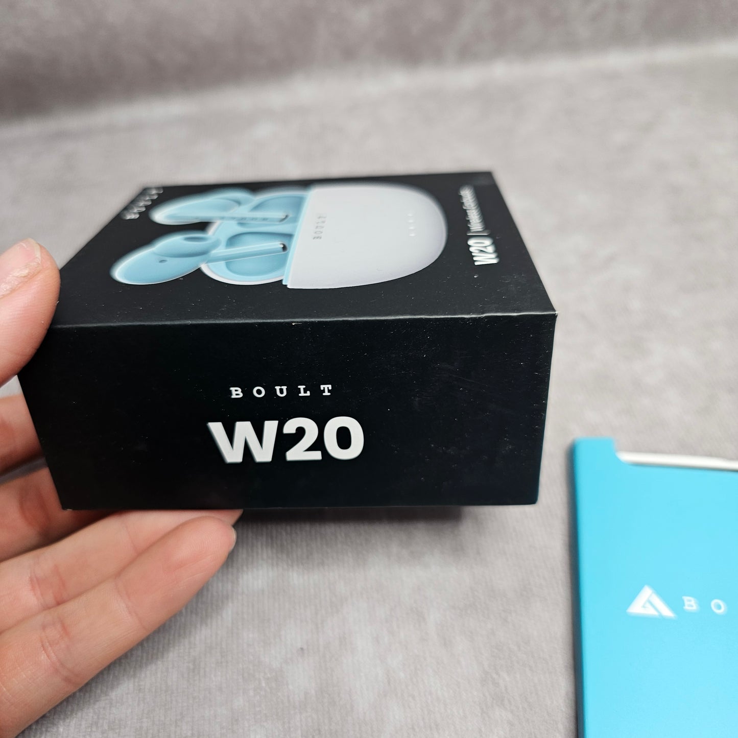 Boult W20 Wireless Earbuds – Glacier Blue