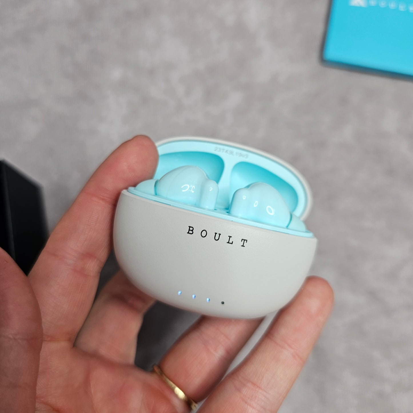 Boult W20 Wireless Earbuds – Glacier Blue