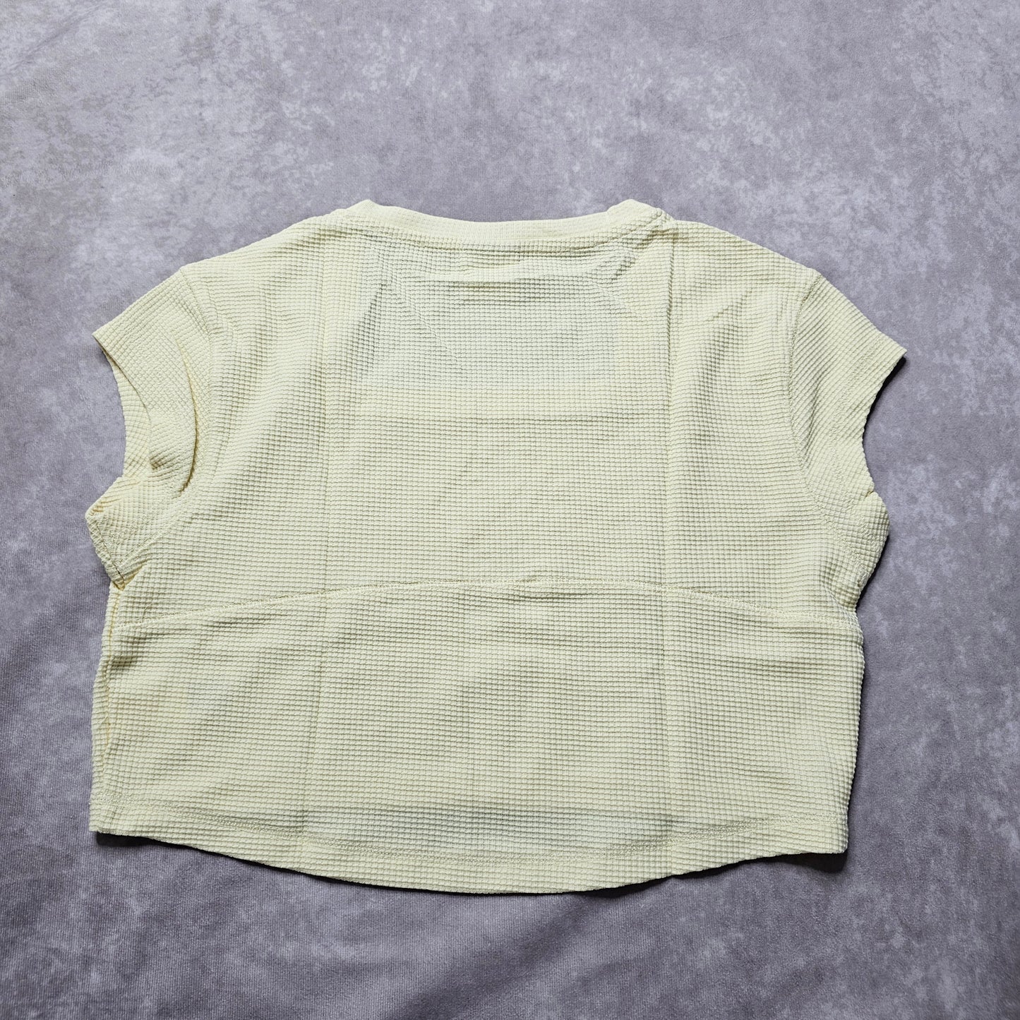 Gymshark Rest Day Waffle Crop T-Shirt – Light Yellow Size S
