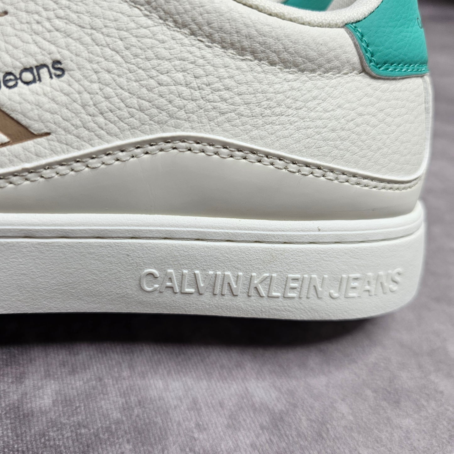 Calvin Klein Jeans Men's Cupsole Leather Trainers – Cream UK 7