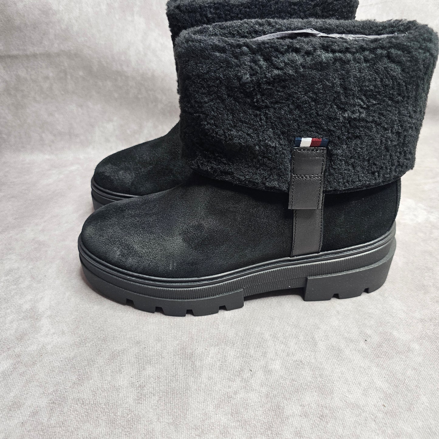 Tommy Hilfiger Suede Roll-Down Boots – Black UK 3.5