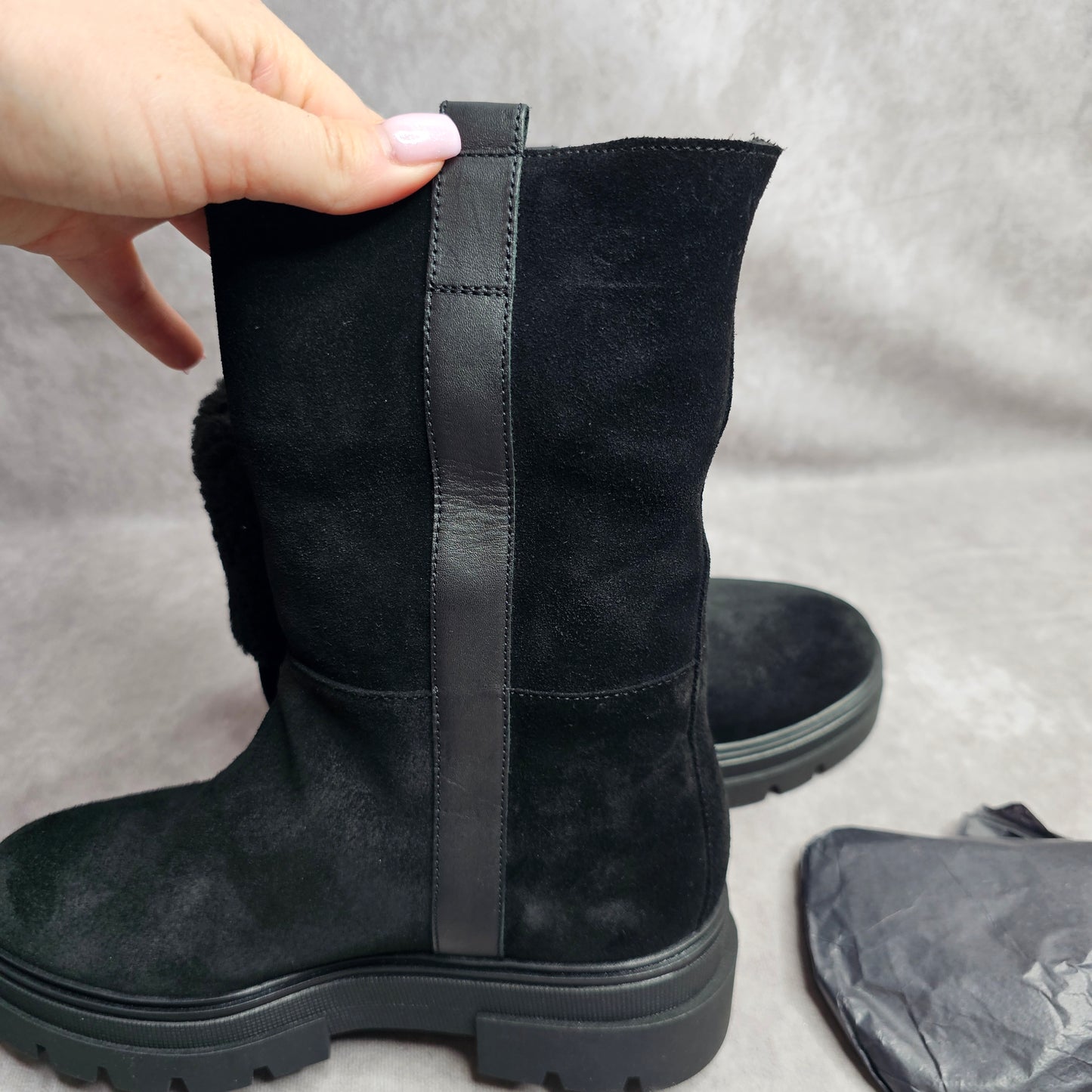 Tommy Hilfiger Suede Roll-Down Boots – Black UK 3.5