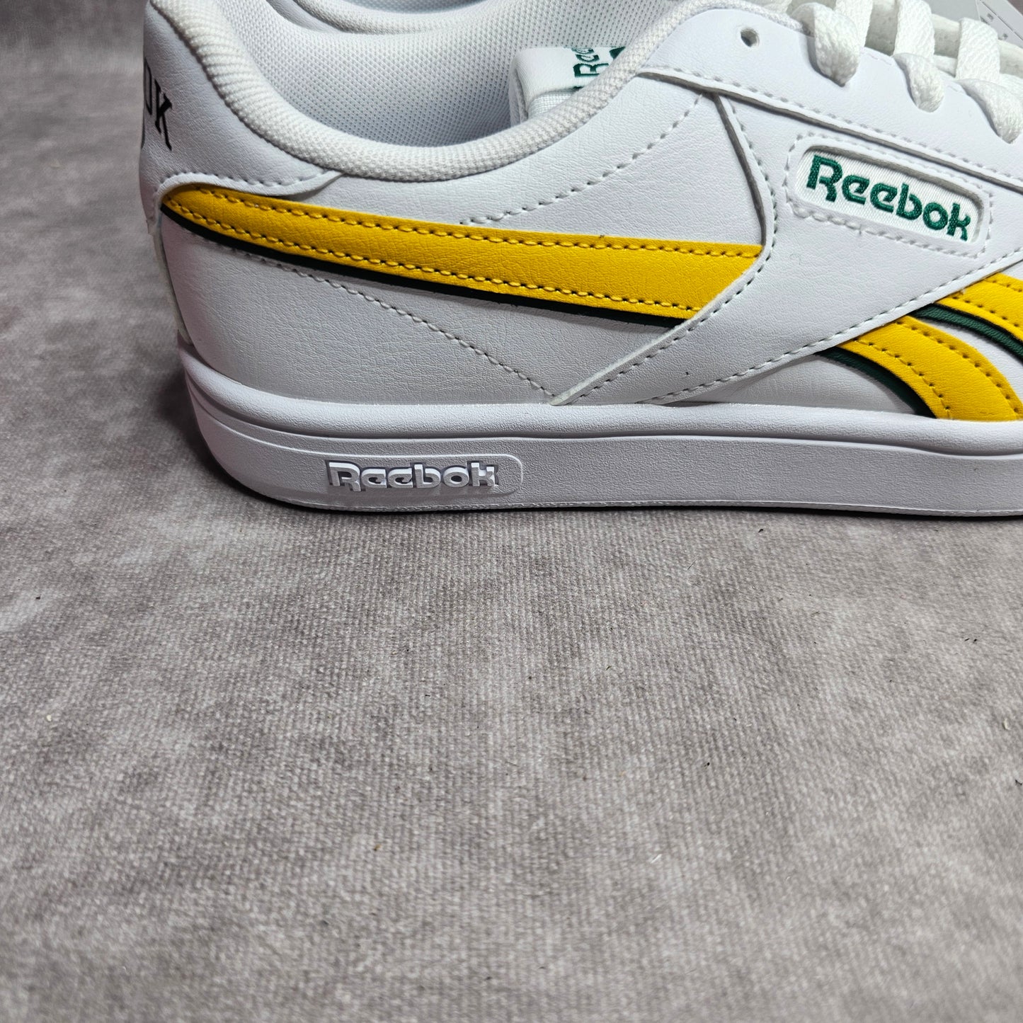 Reebok Court Retro Trainers – White UK 5