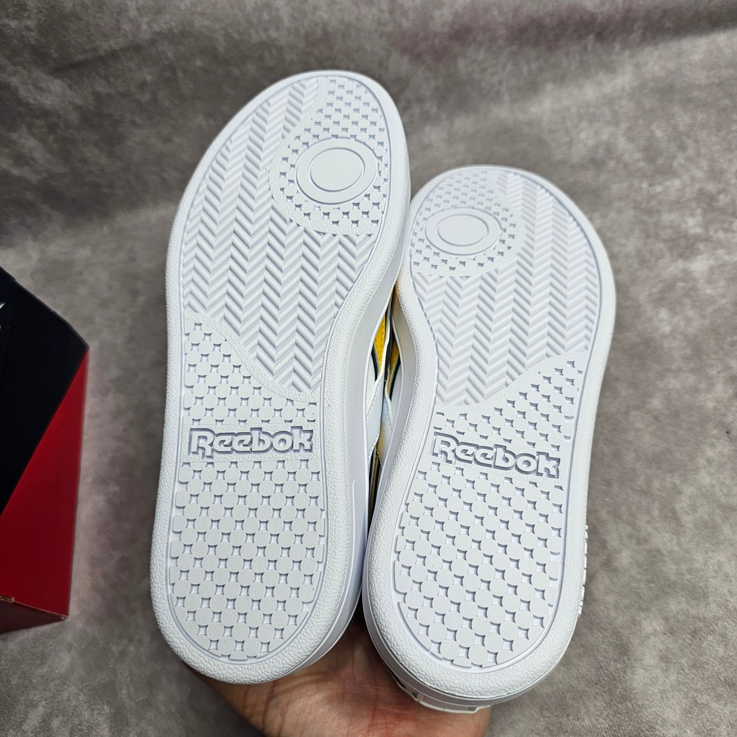 Reebok Court Retro Trainers – White UK 5