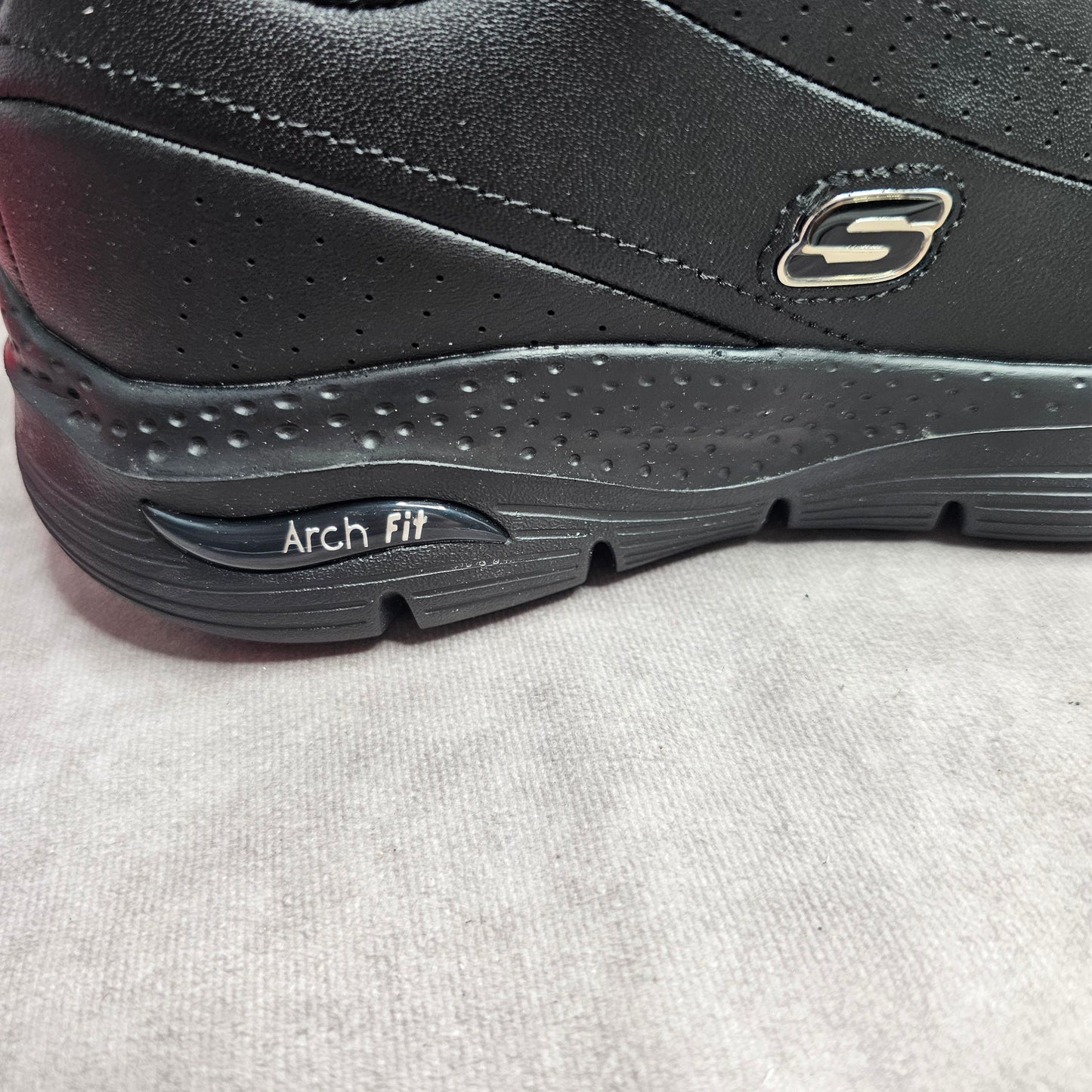 Skechers Work Arch Fit Trickell II Trainers – Black UK 3-8
