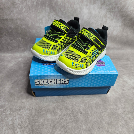 Skechers Boys Comfy Flex 2.0 Tronox Trainers – Black/Lime UK 4