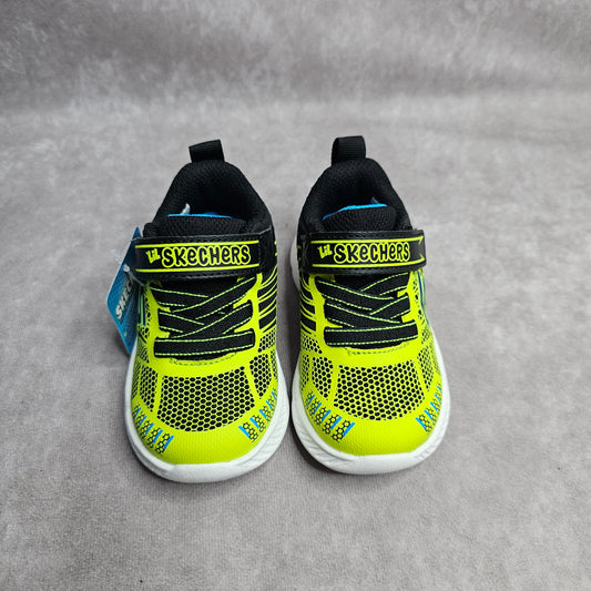 Skechers Boys Comfy Flex 2.0 Tronox Trainers – Black/Lime UK 4