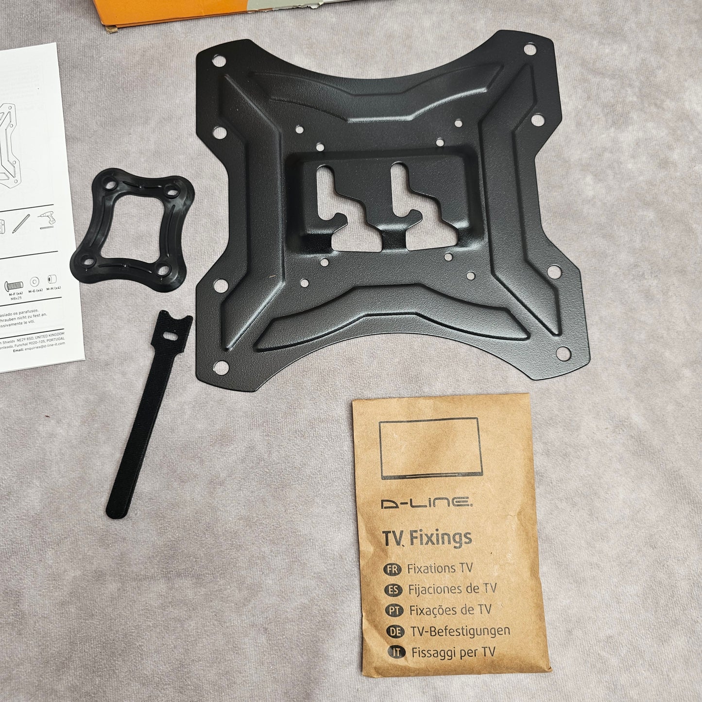 D-Line Flat TV Wall Mount Bracket – Black