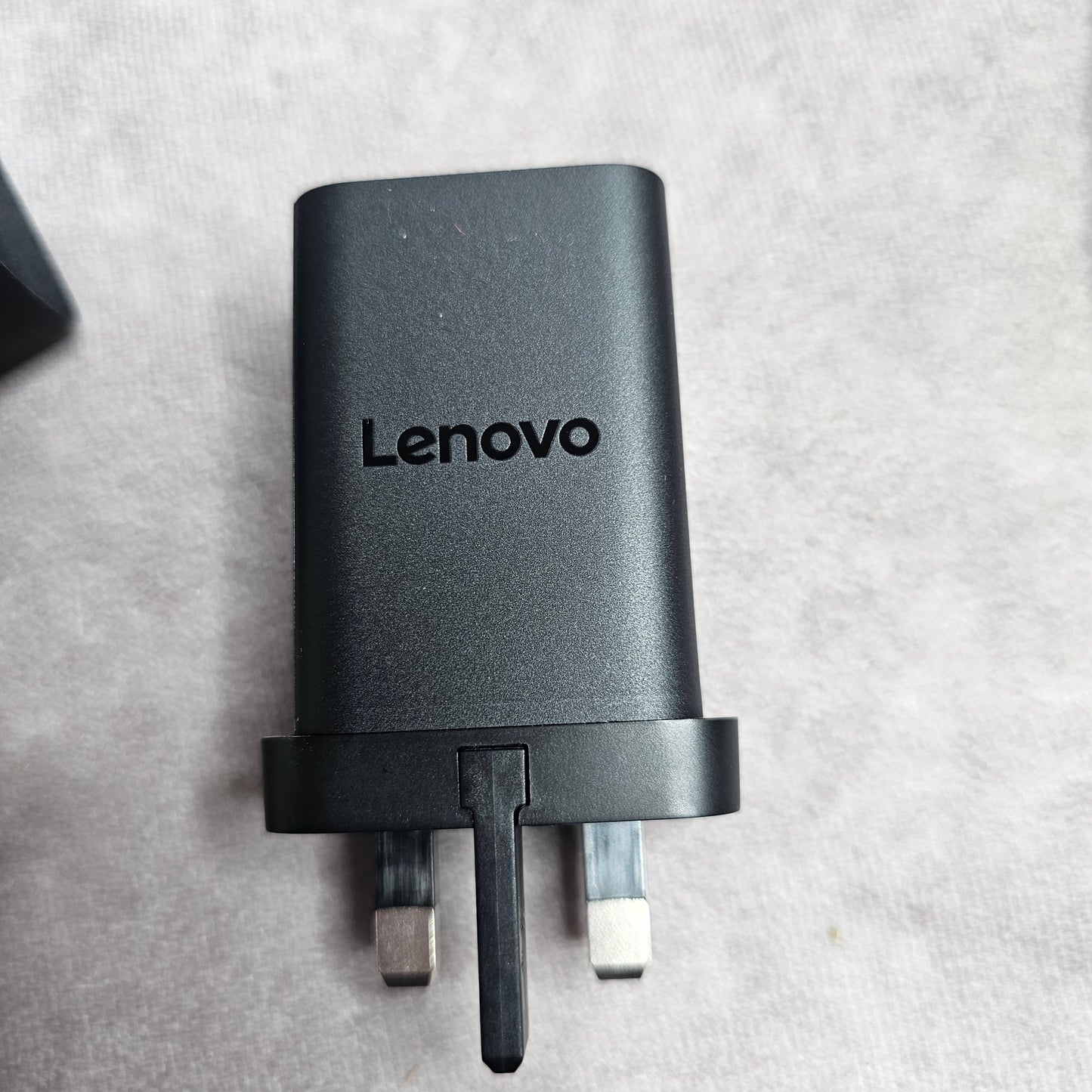 Lenovo USB-C Wall Charger 68W – Black
