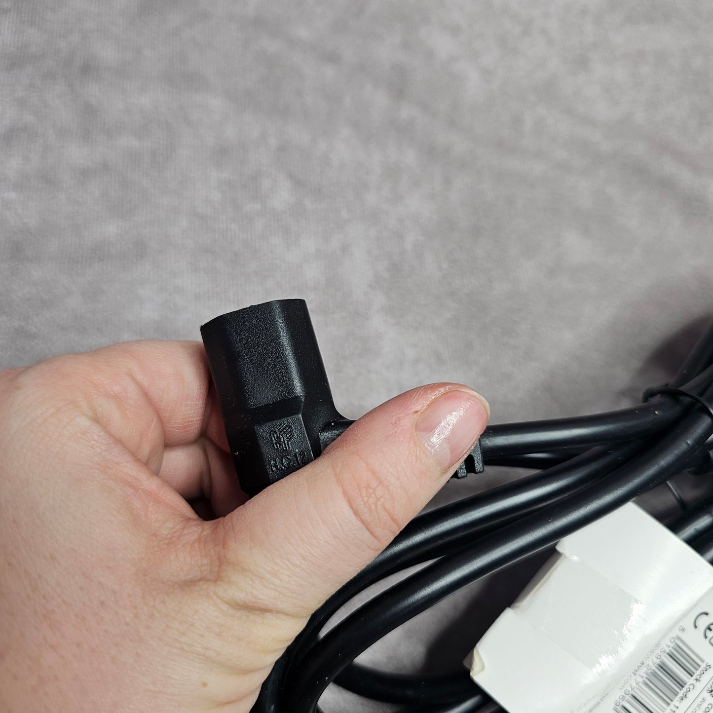 Mercury Mains Power Lead IEC Right Angle 2m – Black