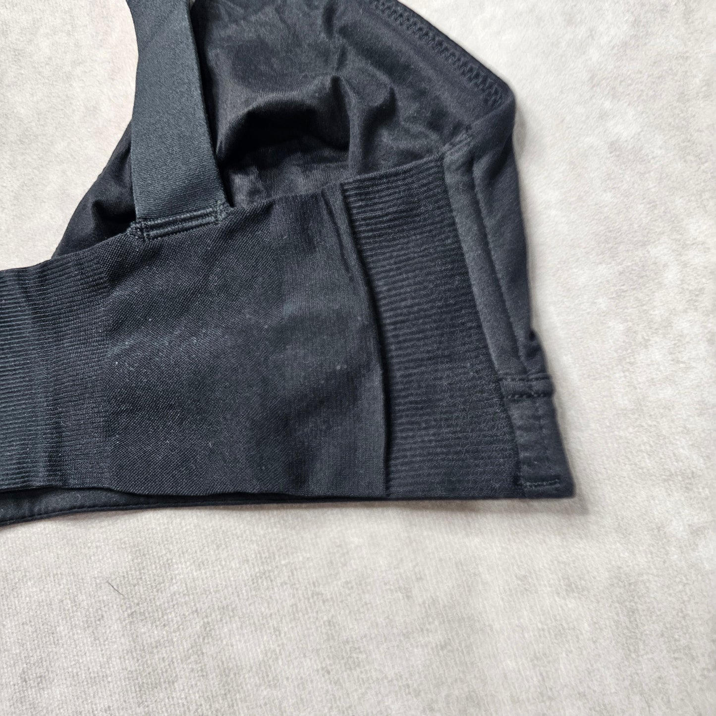 Spanx Seamless Bra Top – Black UK 12-14