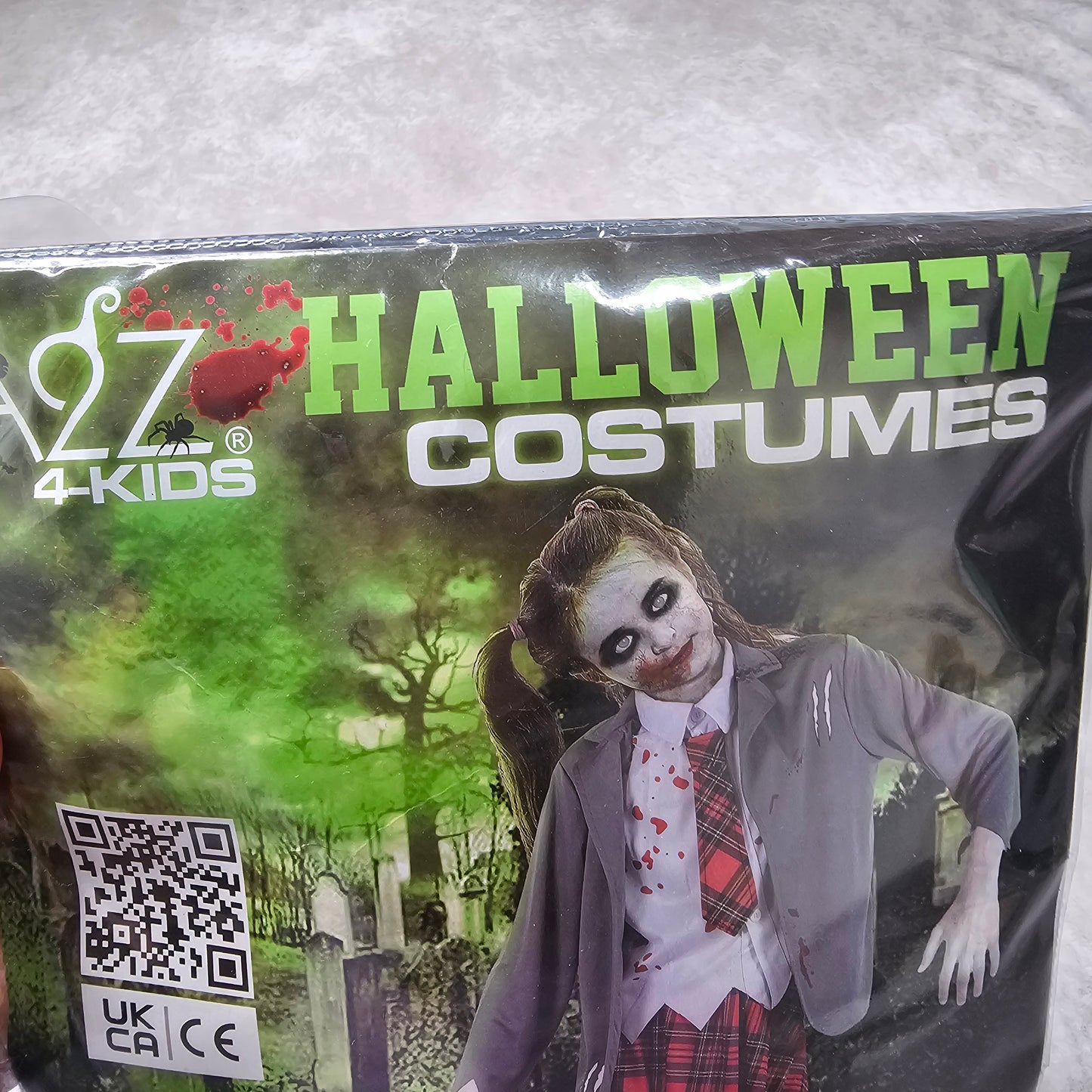 A2Z 4-Kids Zombie Girl Halloween Costume – Grey 6-8Y