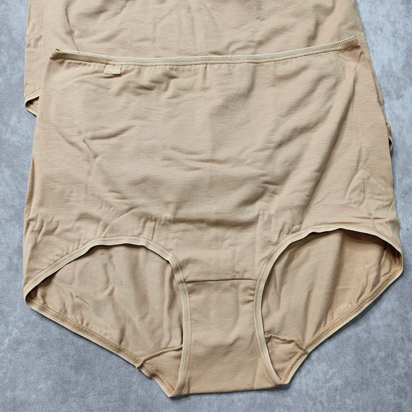 Sloggi 24/7 Cotton Maxi Briefs 3 Pack Beige UK 26