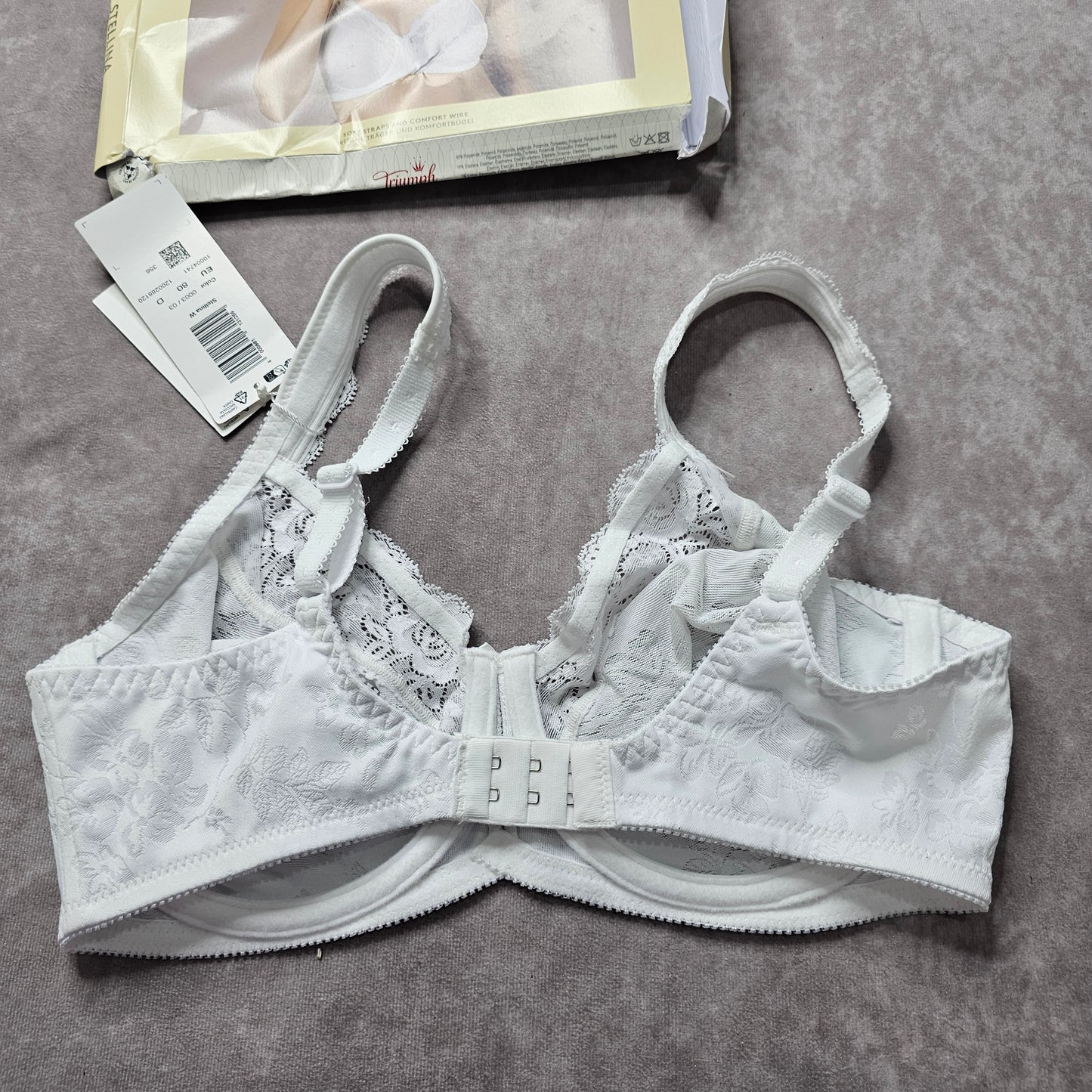 Triumph Stellina Wired Bra – White UK 36D