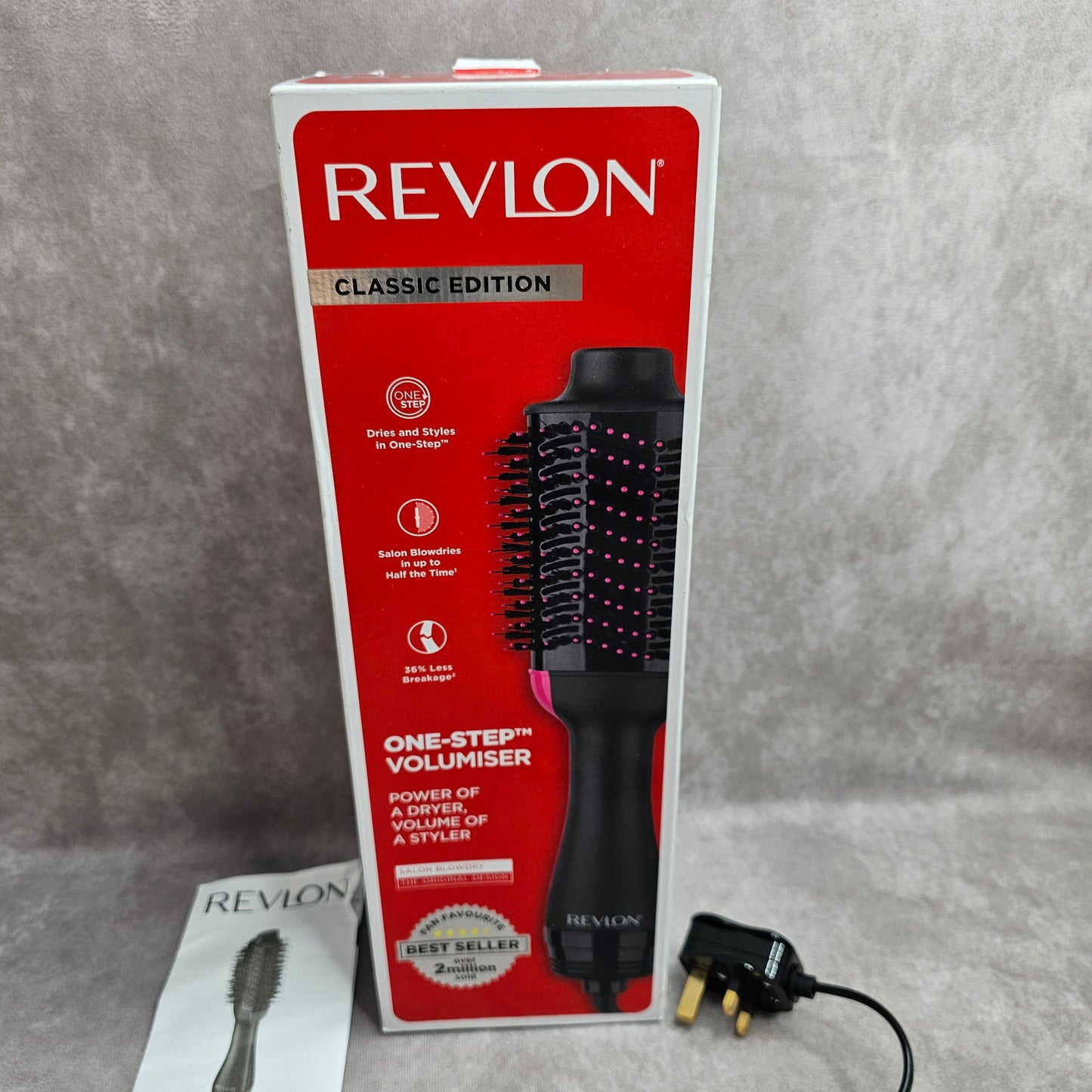 Revlon One-Step Volumiser Hair Dryer Brush – Black/Pink