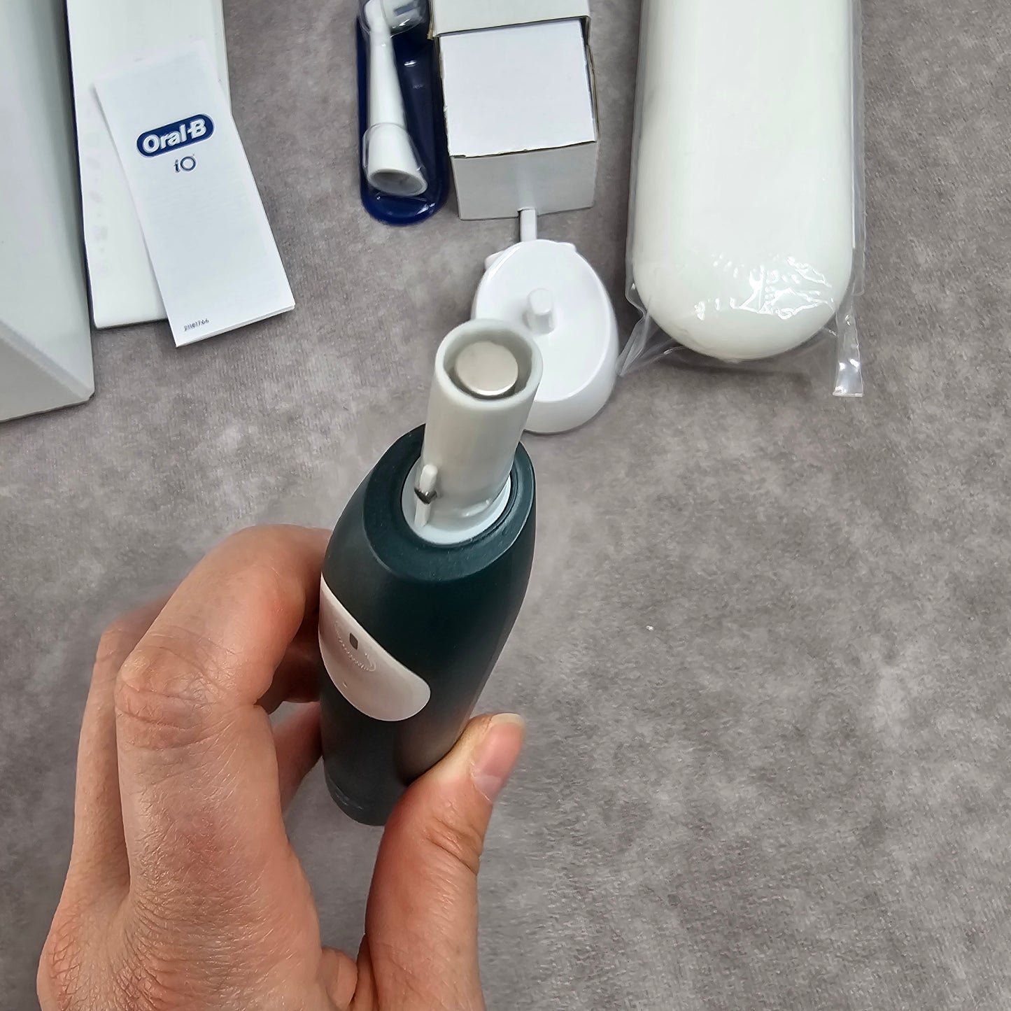 Oral-B Electric Toothbrush iO Series 2 Green
