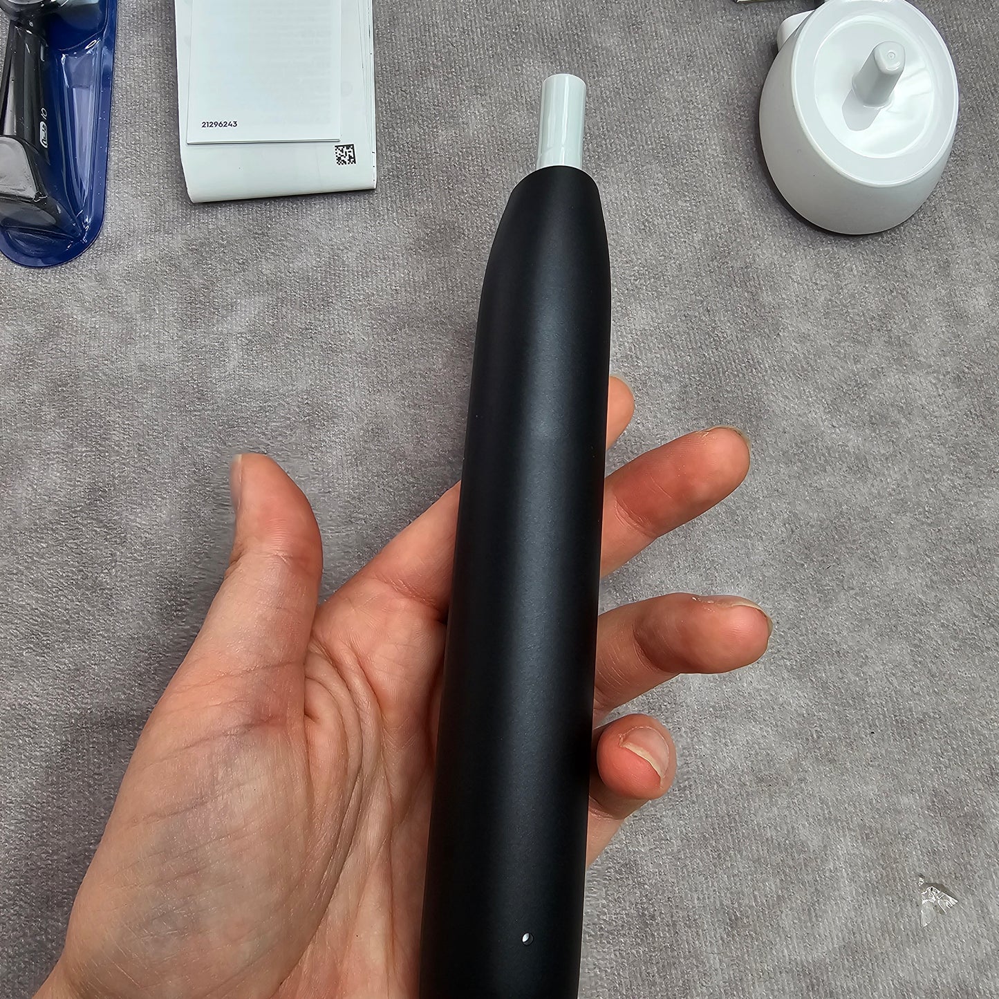 Oral-B iO Series 2 Electric Toothbrush – Black