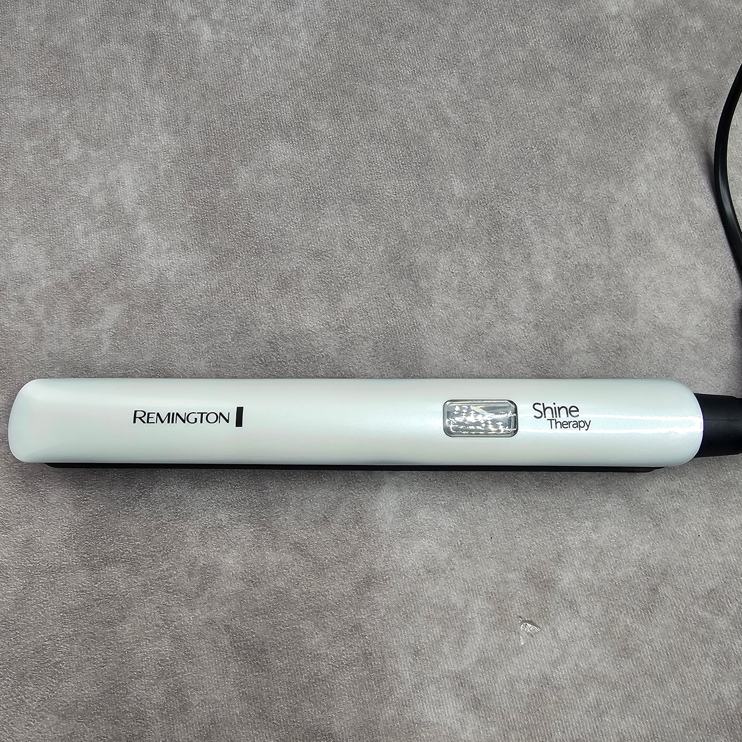 Remington Shine Therapy Hair Straightener S8500 – White