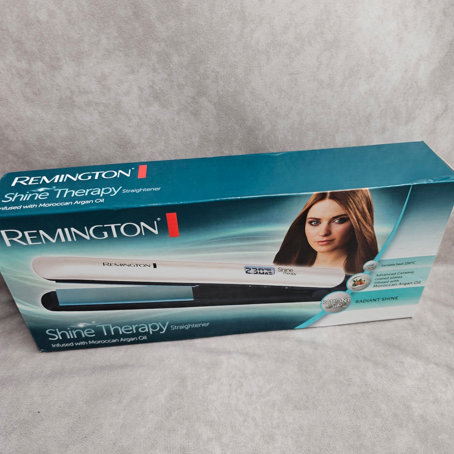 Remington Shine Therapy Hair Straightener S8500 – White