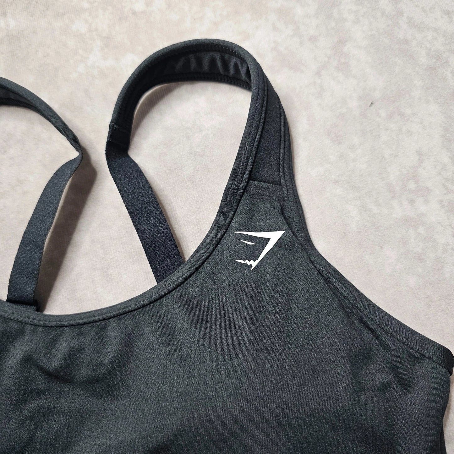 Gymshark Women’s Scoop Neck Sports Bra – Black Size S